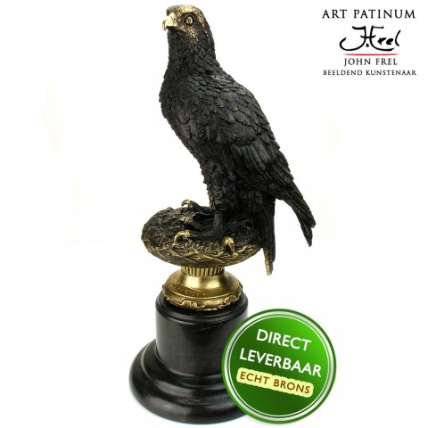 Plons Prestige licentie Bronzen beeld Havik, uniek bronzen beeld Art Unica brons